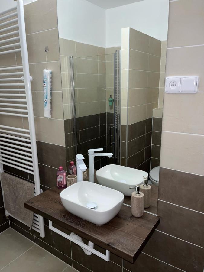 Apartmany Nezarka A Privatni Wellness Їндржихув-Градец Екстер'єр фото