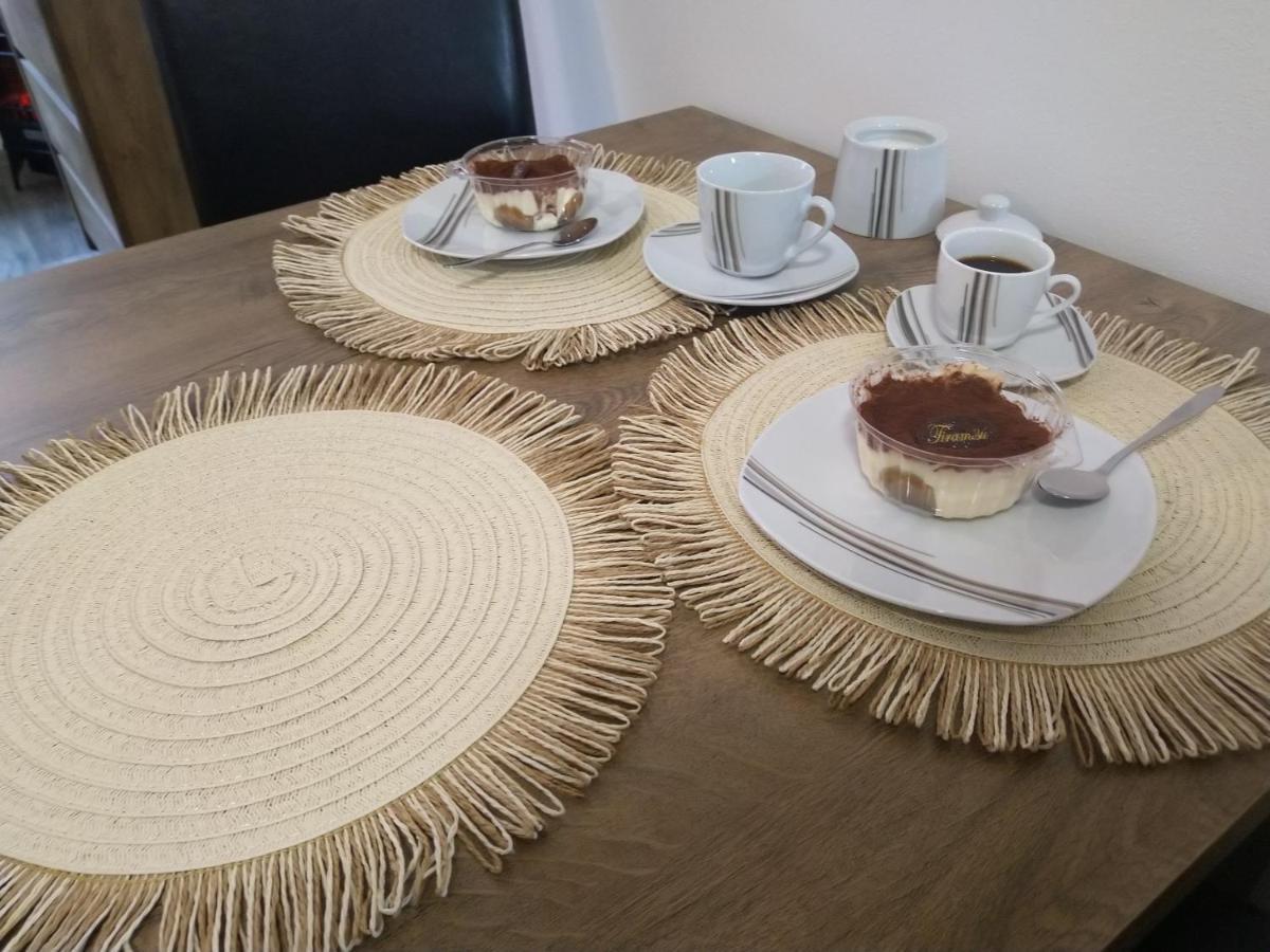 Apartmany Nezarka A Privatni Wellness Їндржихув-Градец Екстер'єр фото