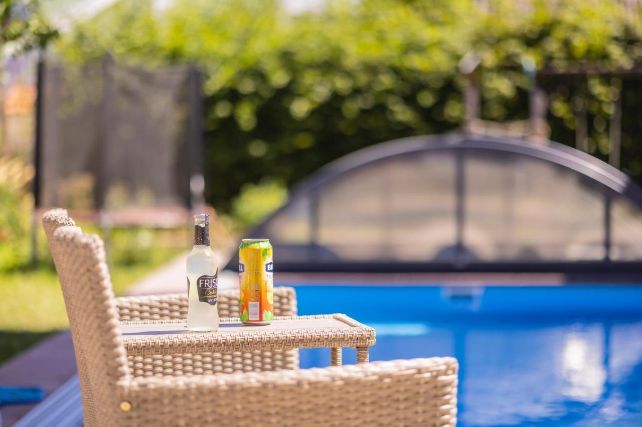 Apartmany Nezarka A Privatni Wellness Їндржихув-Градец Екстер'єр фото
