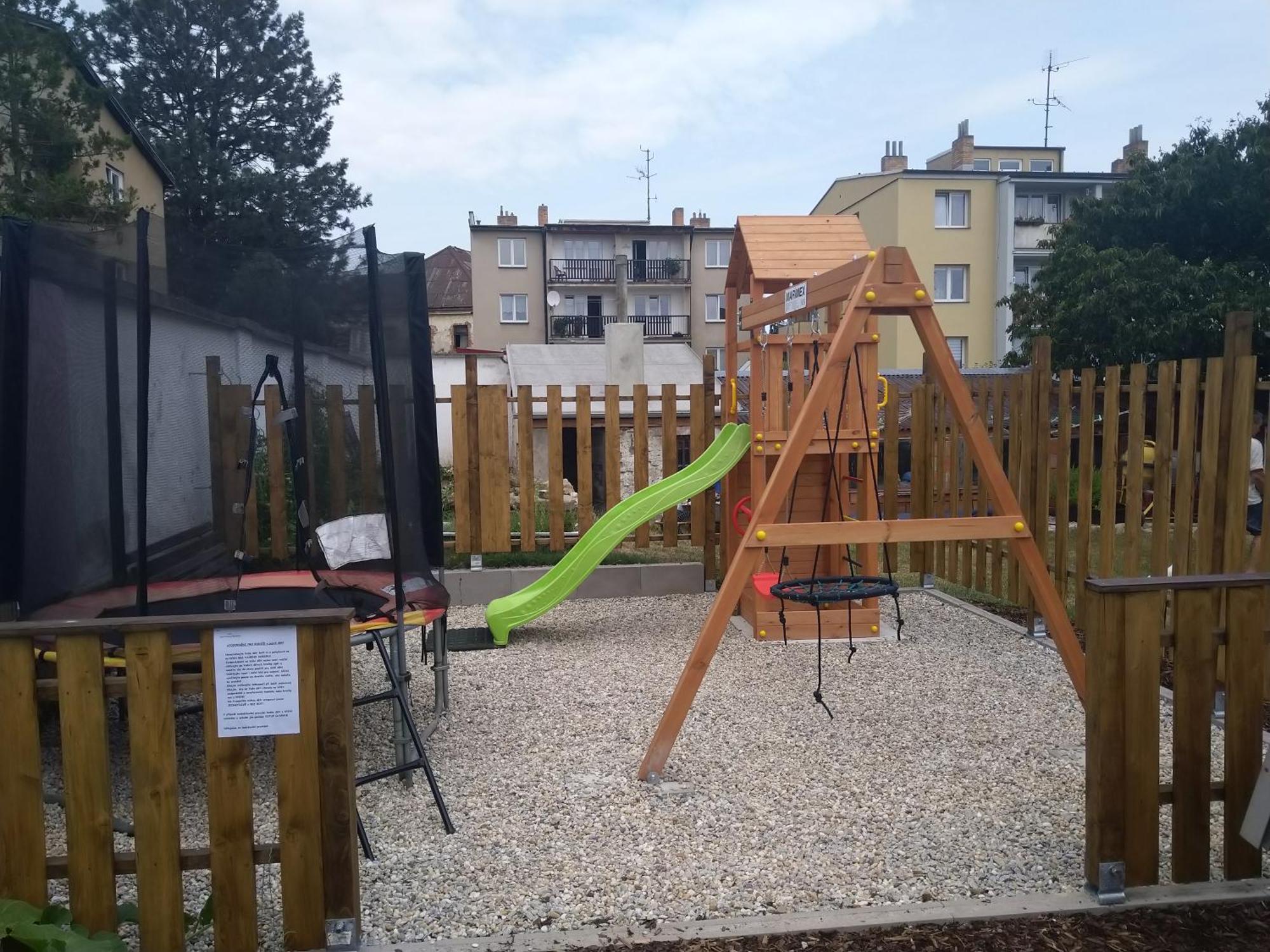 Apartmany Nezarka A Privatni Wellness Їндржихув-Градец Екстер'єр фото
